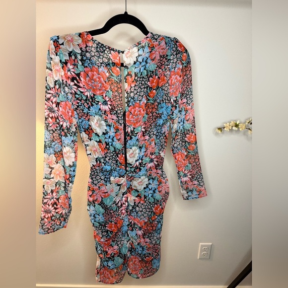 River Island Floral Long Sleeve Mini Dress | Size 6 (UK) - Picture 3 of 4